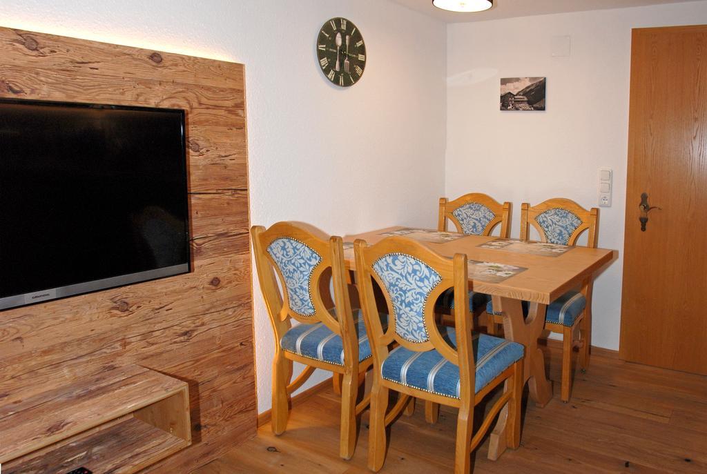 Der Berghof Aparthotel Hirschegg  Kültér fotó