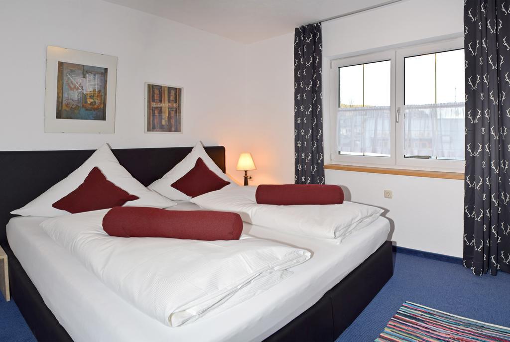 Der Berghof Aparthotel Hirschegg  Kültér fotó