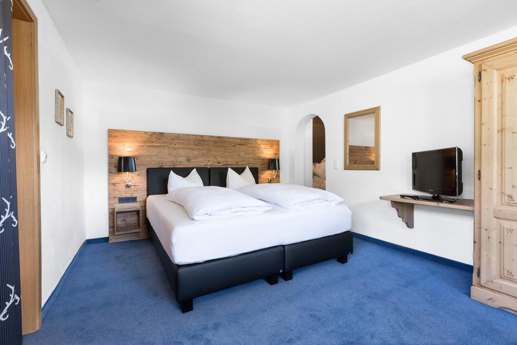 Der Berghof Aparthotel Hirschegg  Kültér fotó