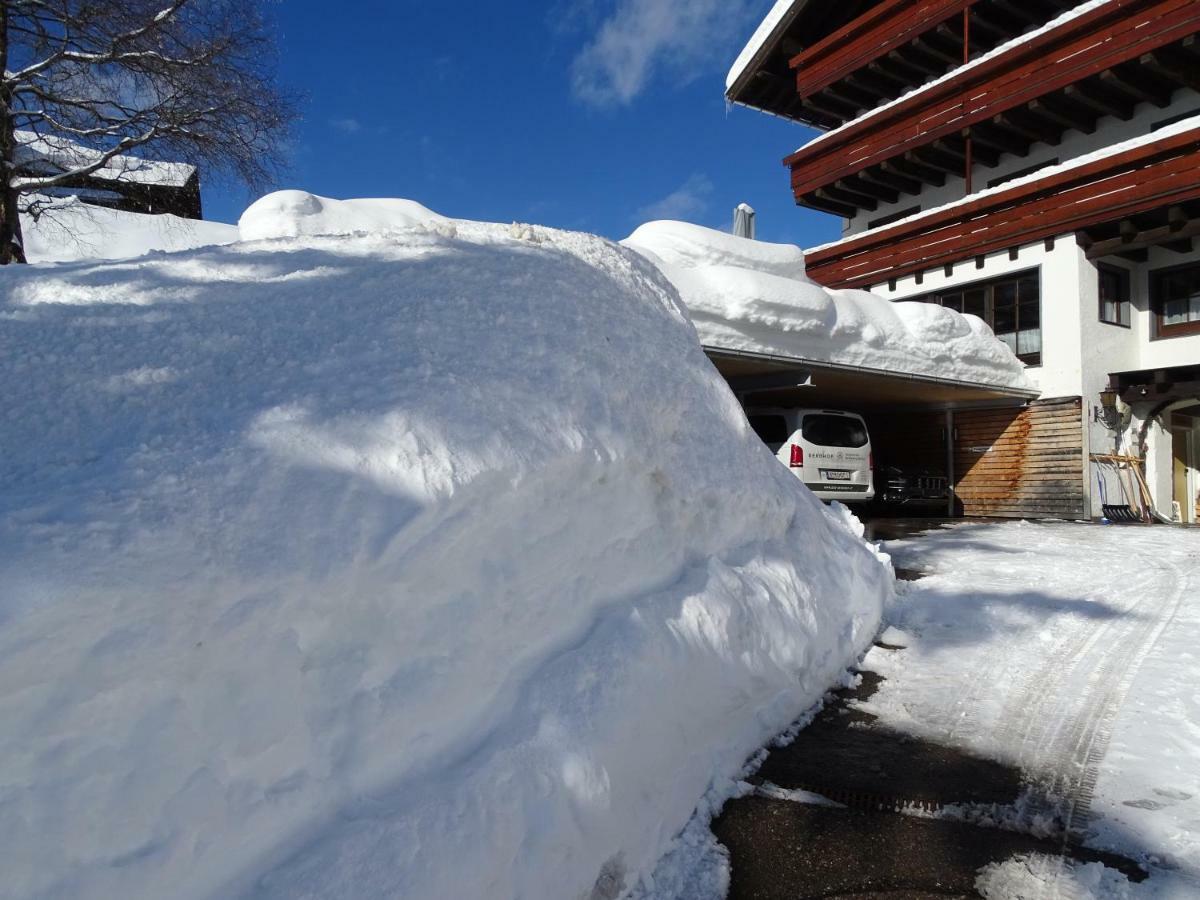 Der Berghof Aparthotel Hirschegg  Kültér fotó