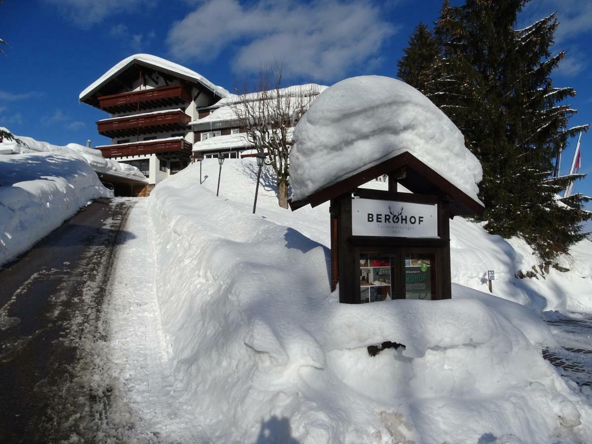 Der Berghof Aparthotel Hirschegg  Kültér fotó