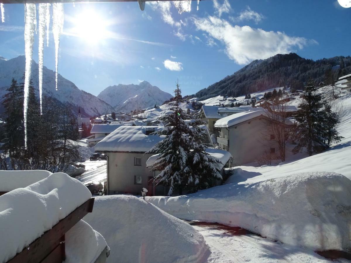 Der Berghof Aparthotel Hirschegg  Kültér fotó