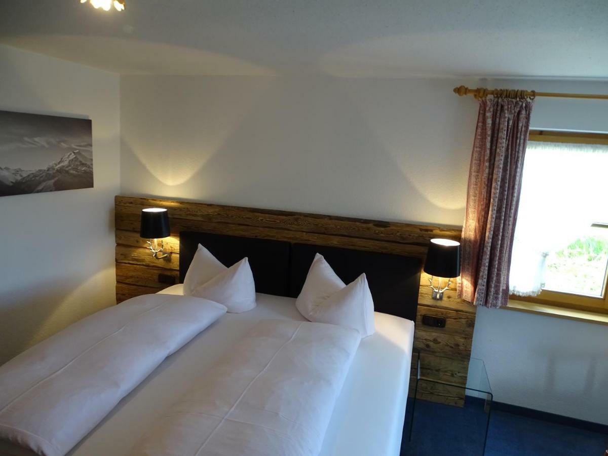 Der Berghof Aparthotel Hirschegg  Kültér fotó